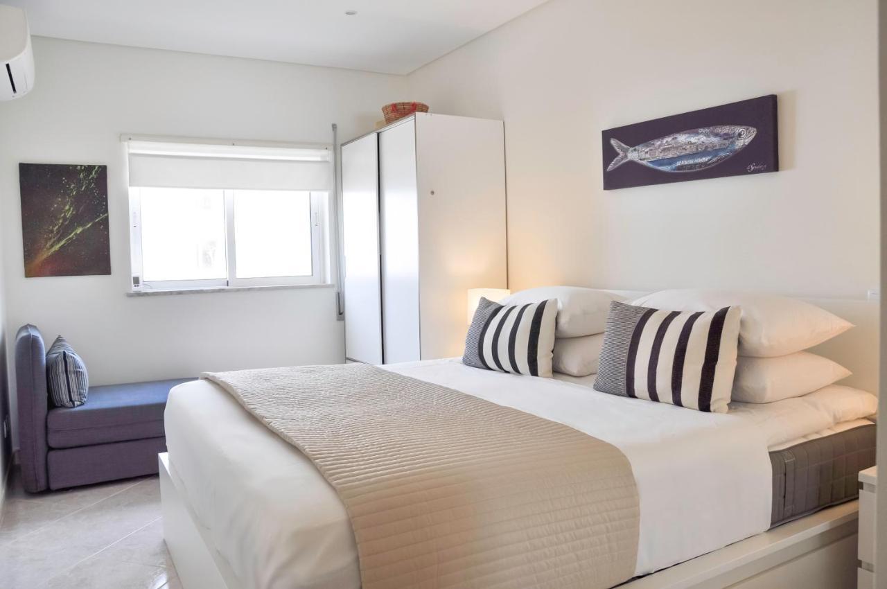 Lovelystay - 2Br Modern, Pool Access, Close To Marina & Beach Quarteira Dış mekan fotoğraf